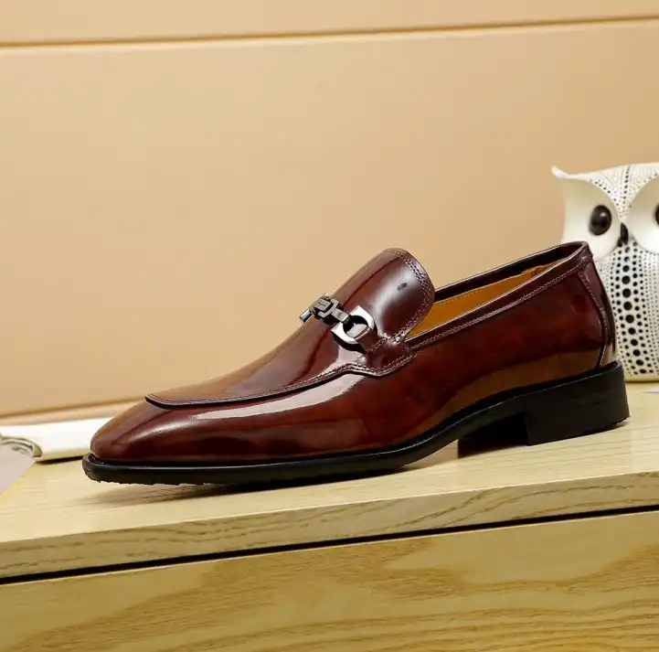 hype Ferragamo Leather Shoes