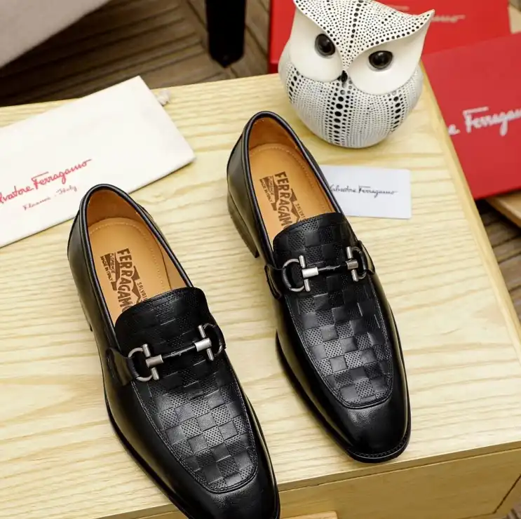 hype Ferragamo Leather Shoes