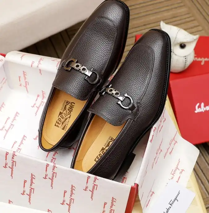 hype Ferragamo Leather Shoes