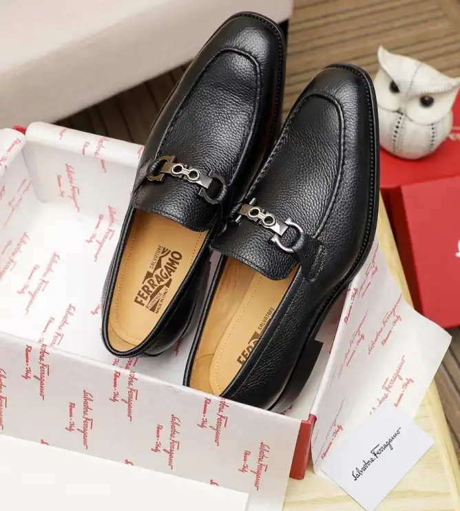 hype Ferragamo Leather Shoes