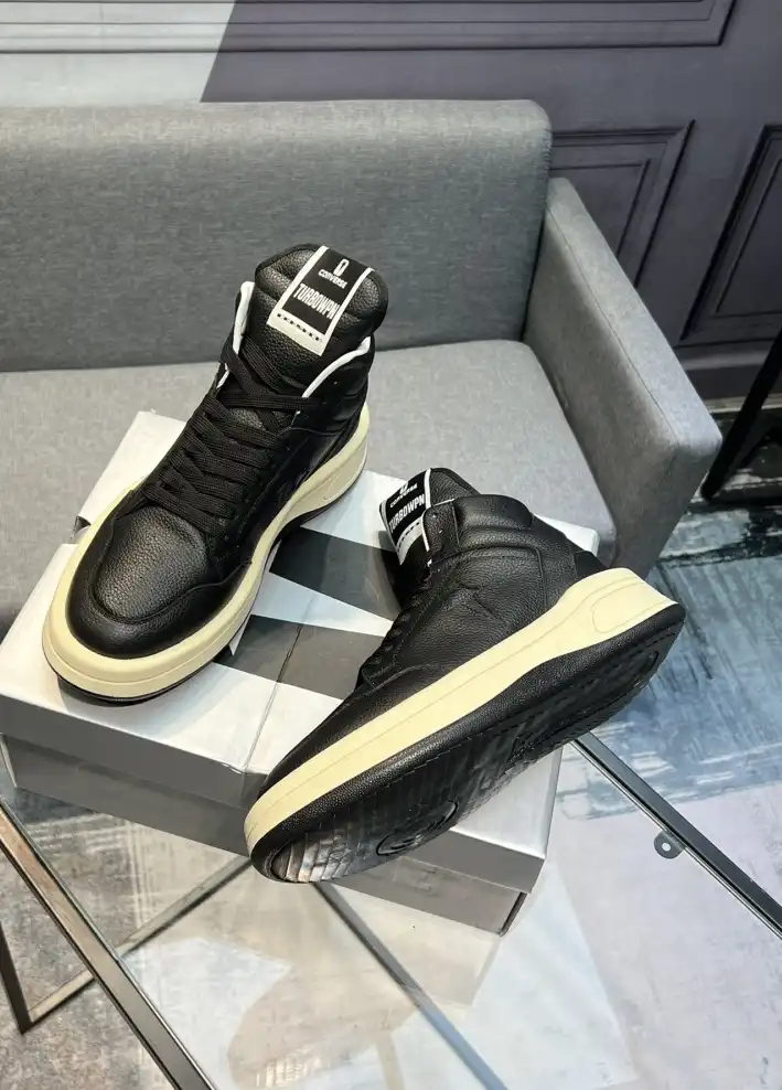 hype Givenchy Sneakers