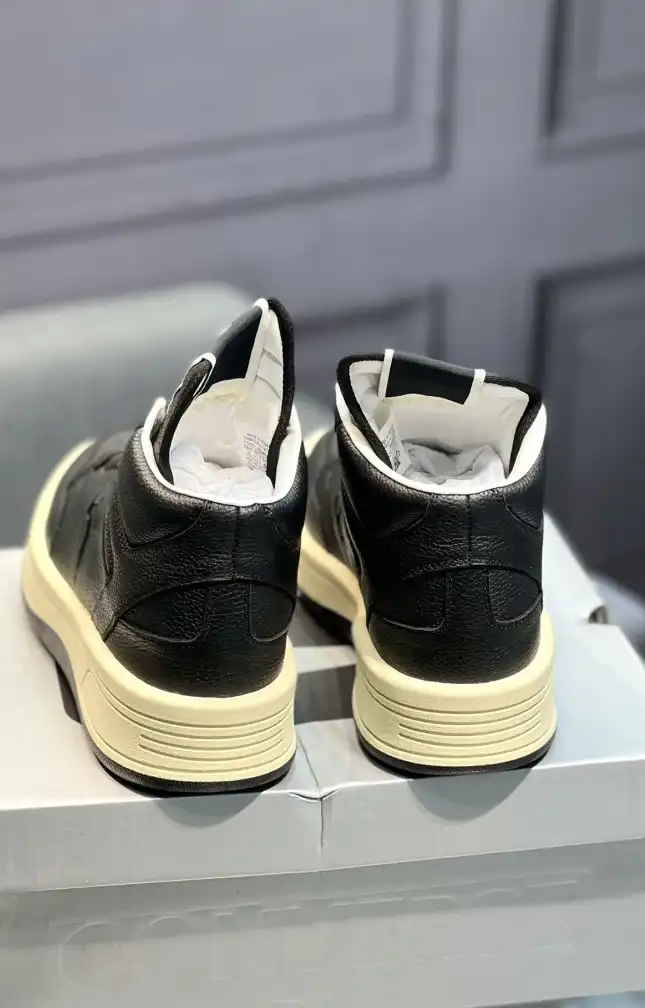 hype Givenchy Sneakers