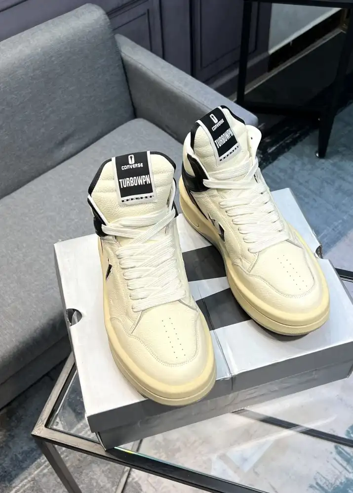 hype Givenchy Sneakers