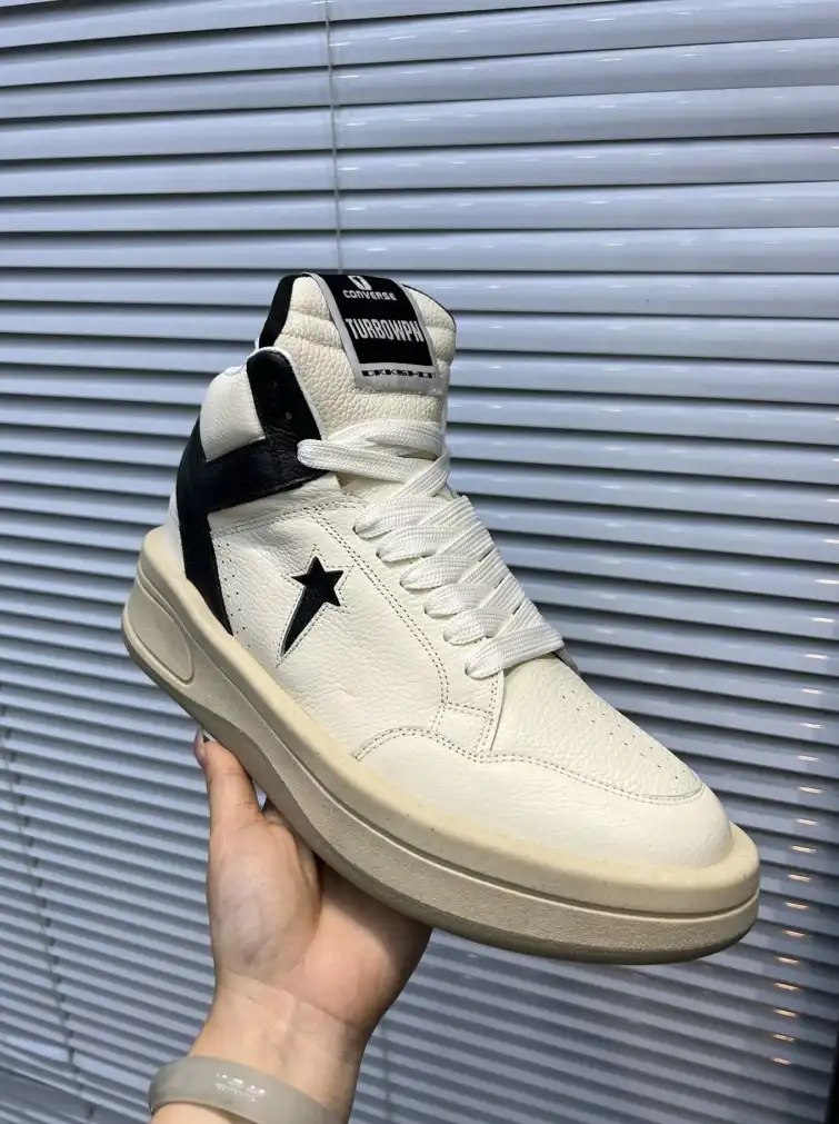 hype Givenchy Sneakers