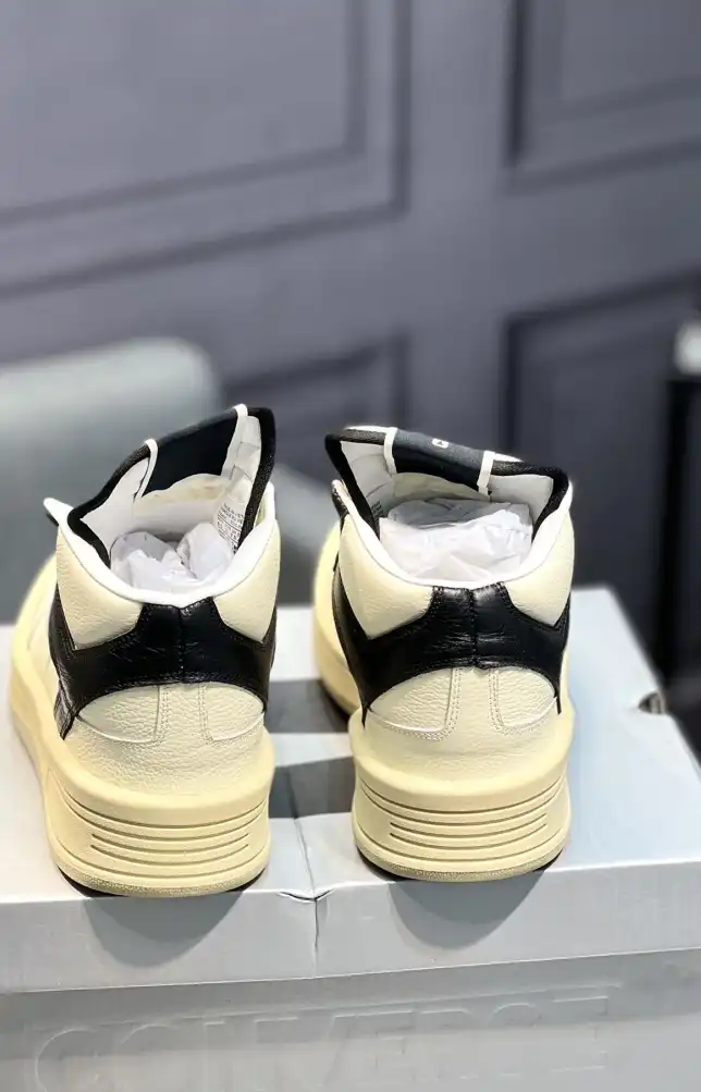 hype Givenchy Sneakers