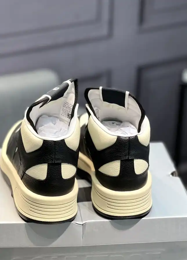 hype Givenchy Sneakers