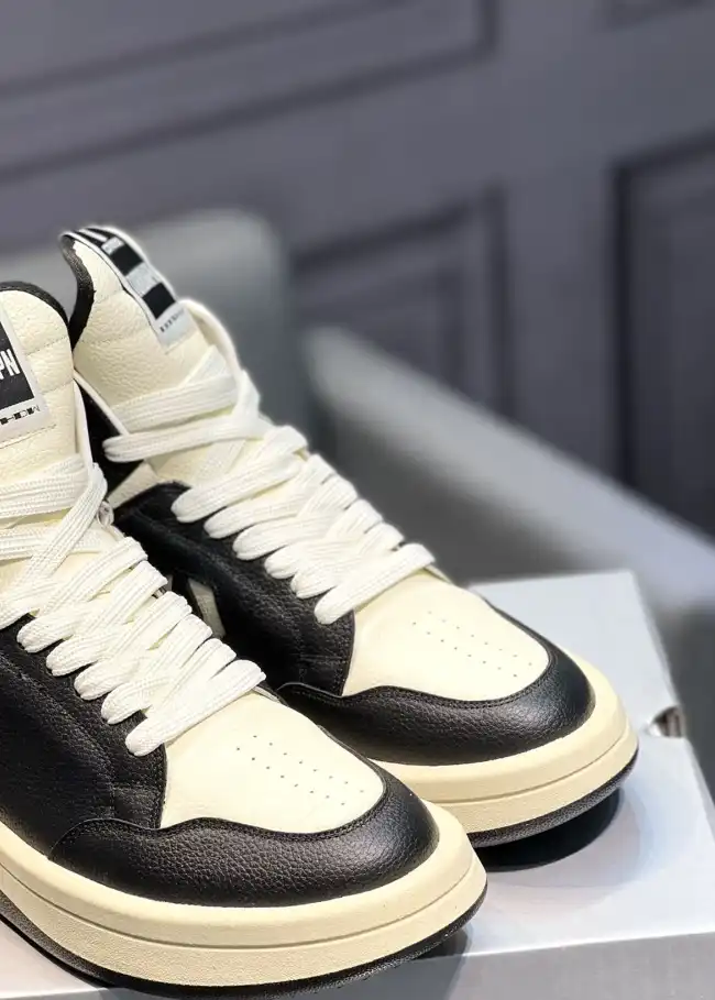 hype Givenchy Sneakers