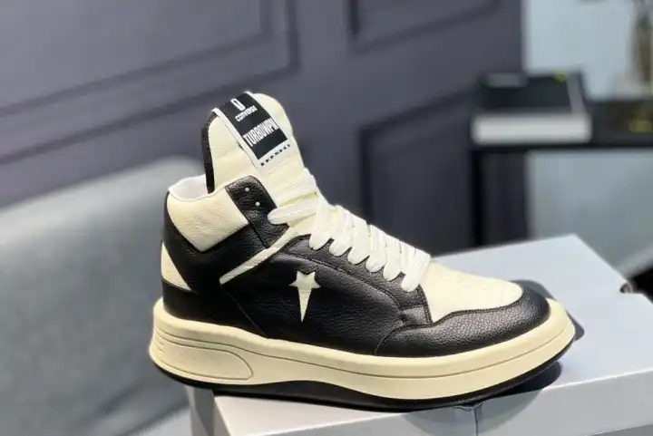 hype Givenchy Sneakers