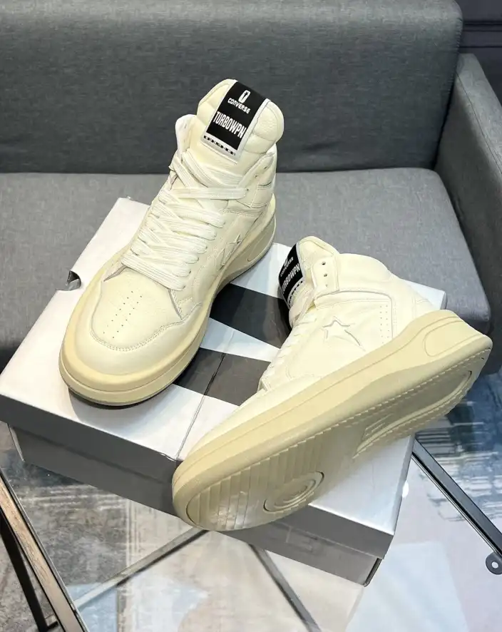 hype Givenchy Sneakers