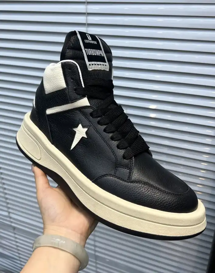 hype Givenchy Sneakers