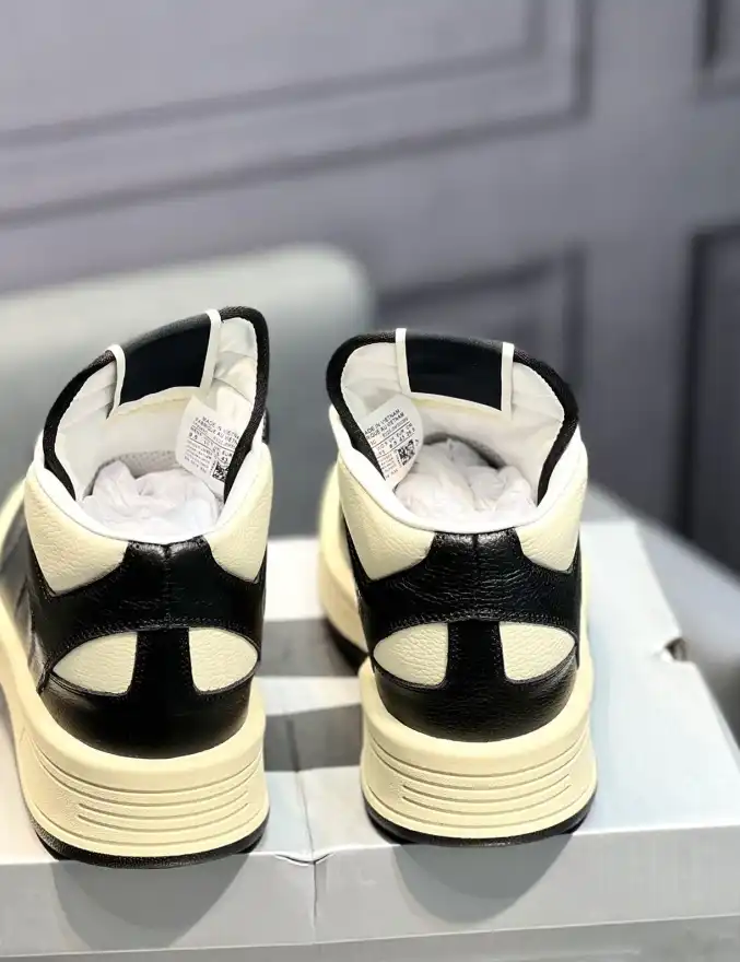 hype Givenchy Sneakers