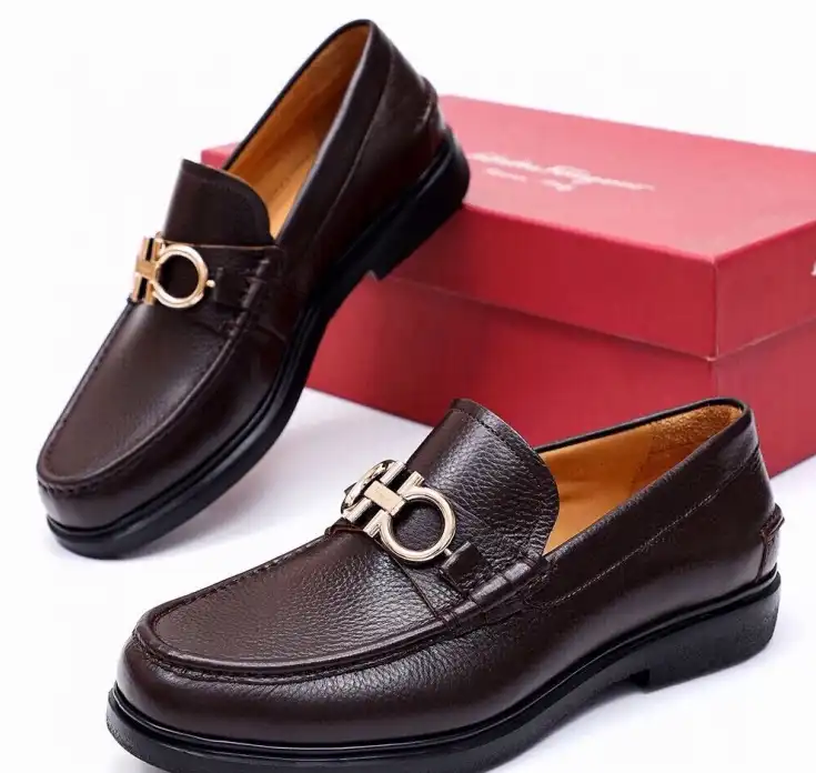 hype Ferragamo Leather Shoes