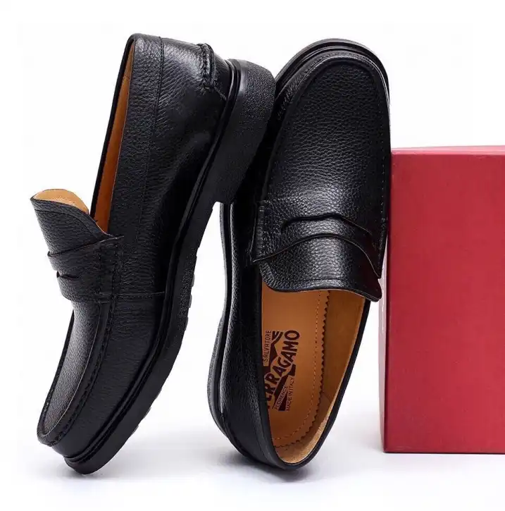 hype Ferragamo Leather Shoes