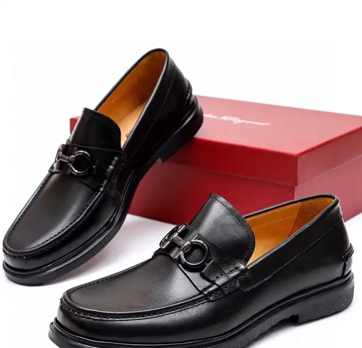 hype Ferragamo Leather Shoes