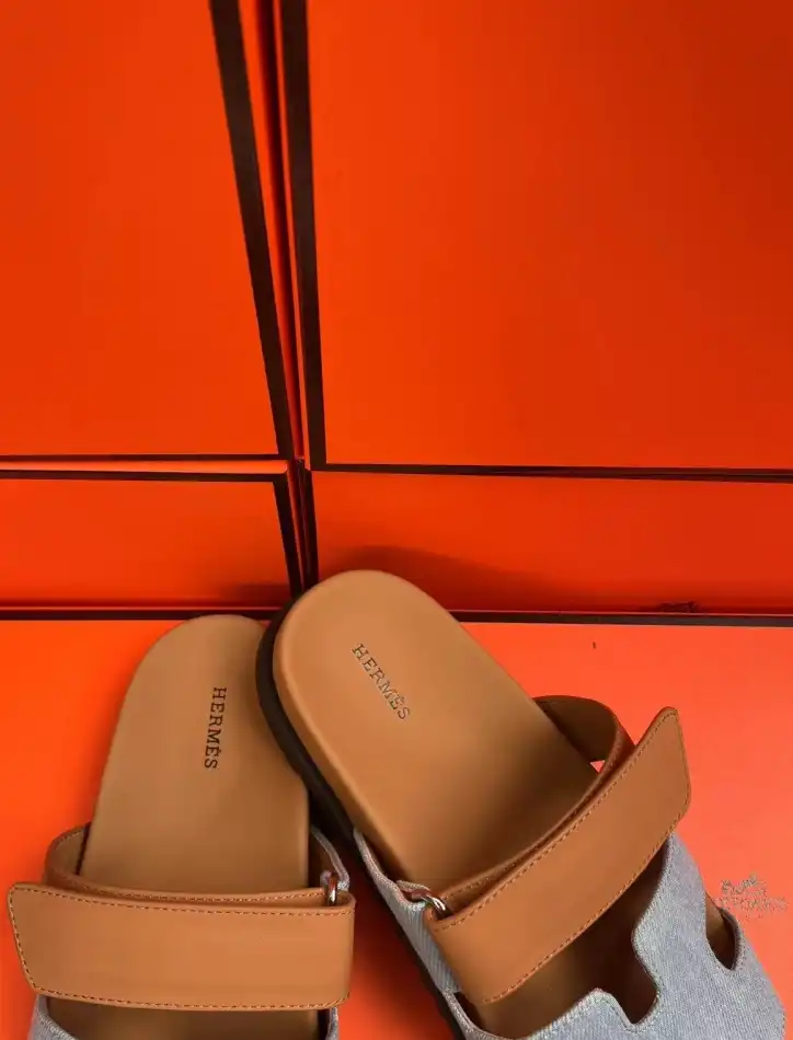 hype Hermes Sandals