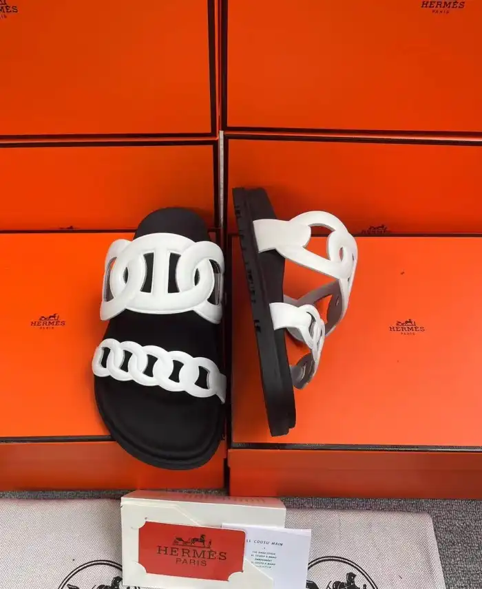 hype Hermes Sandals