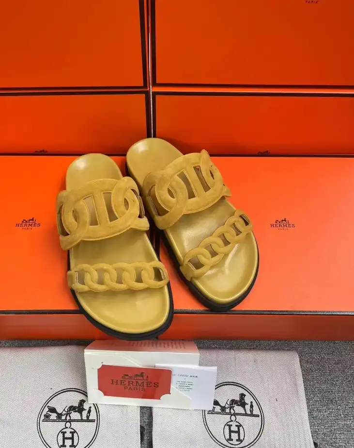 hype Hermes Sandals