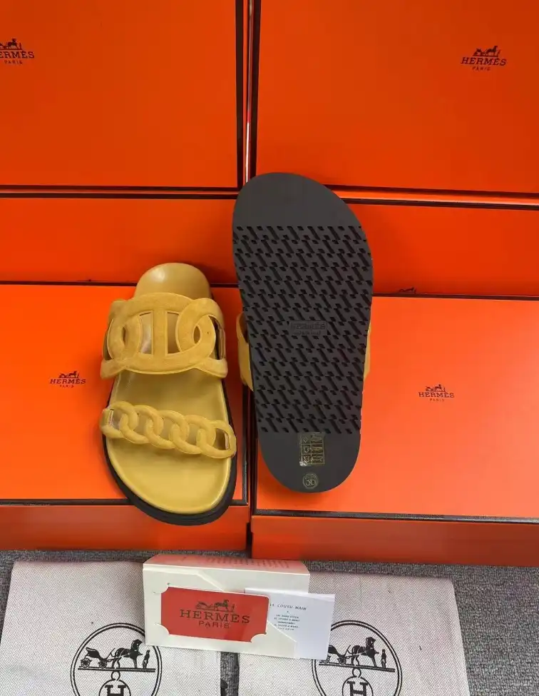 hype Hermes Sandals