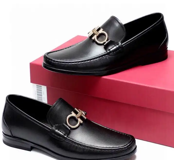 hype Ferragamo Leather Shoes