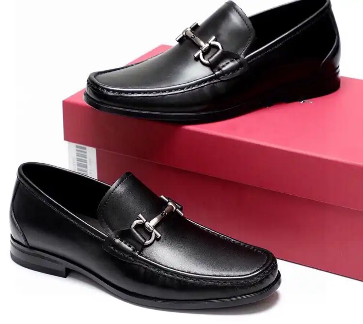 hype Ferragamo Leather Shoes