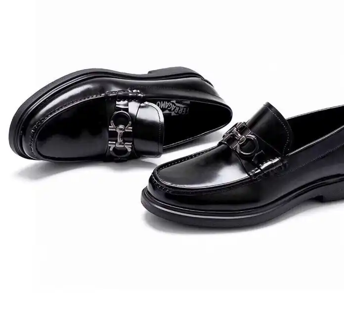 hype Ferragamo Leather Shoes