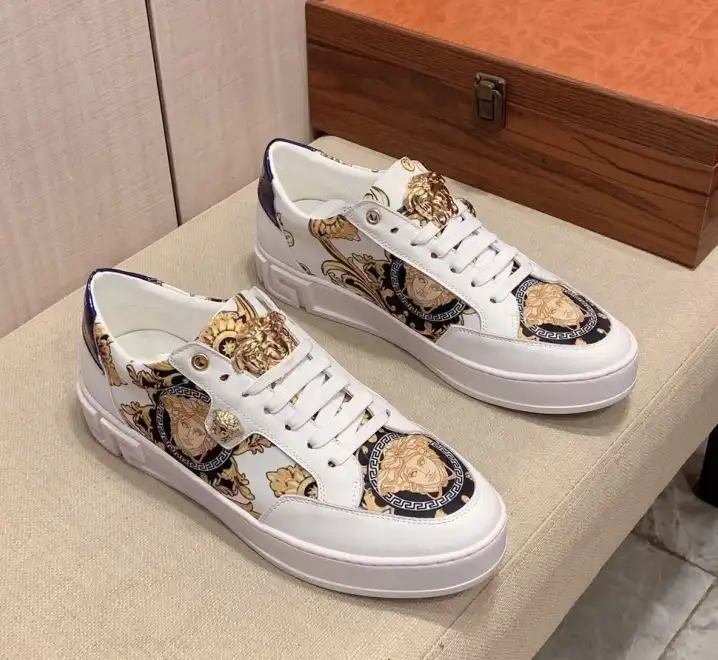 hype Givenchy Sneakers