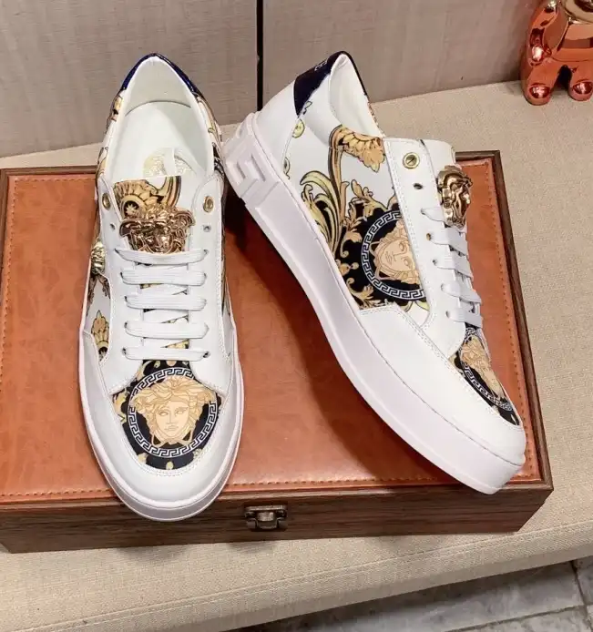 hype Givenchy Sneakers