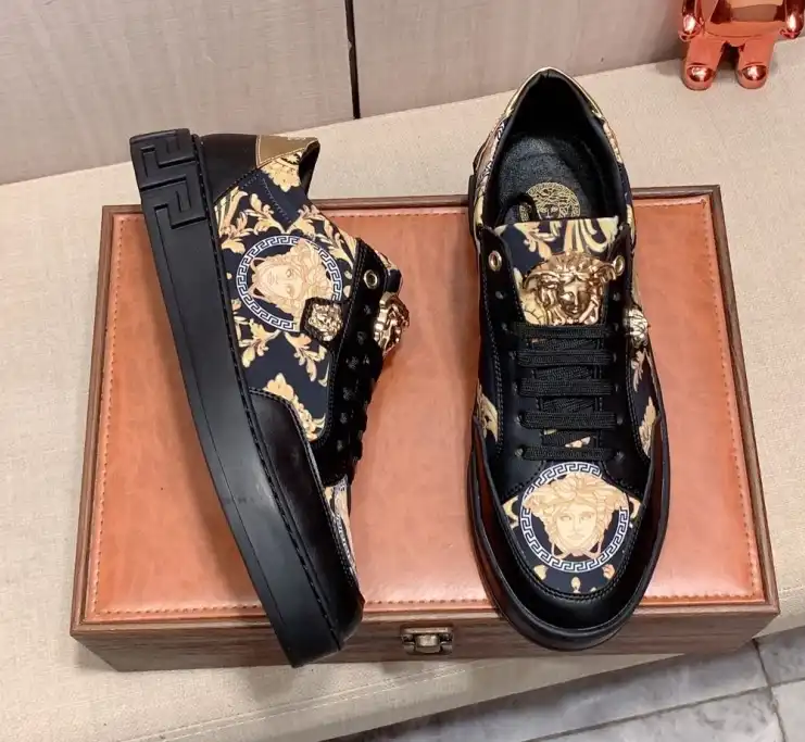 hype Givenchy Sneakers