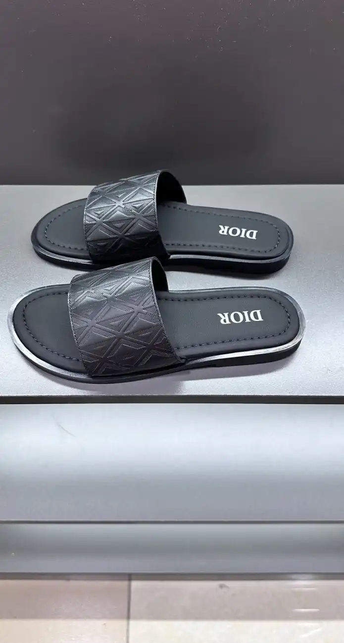 hype Christian Dior Slippers