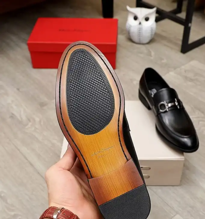 hype Ferragamo Leather Shoes