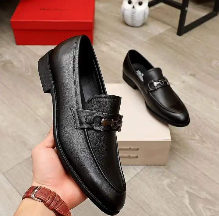 hype Ferragamo Leather Shoes