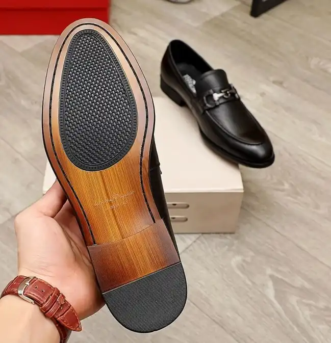 hype Ferragamo Leather Shoes