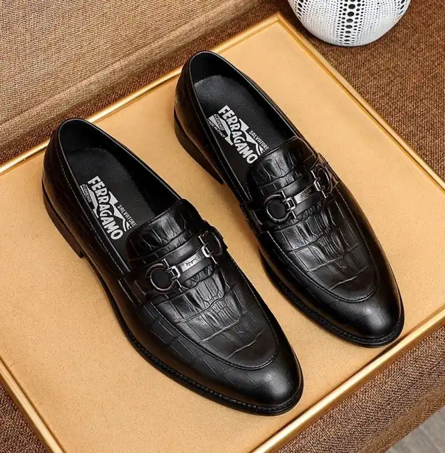 hype Ferragamo Leather Shoes