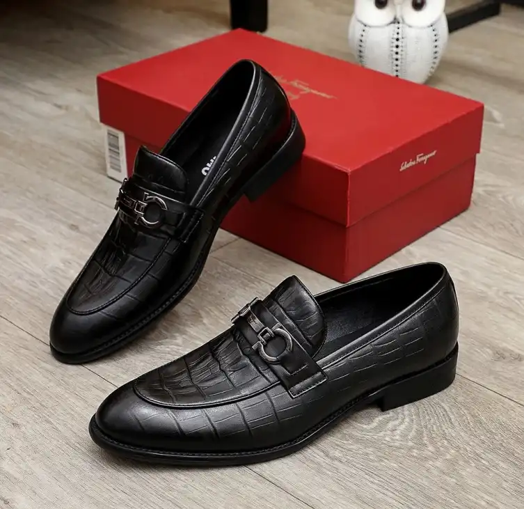 hype Ferragamo Leather Shoes