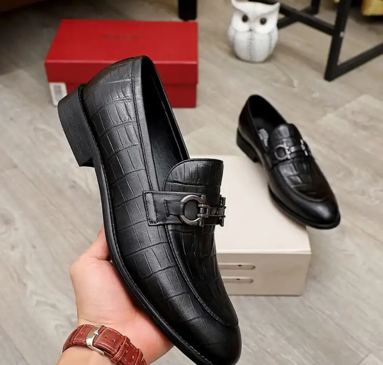 hype Ferragamo Leather Shoes