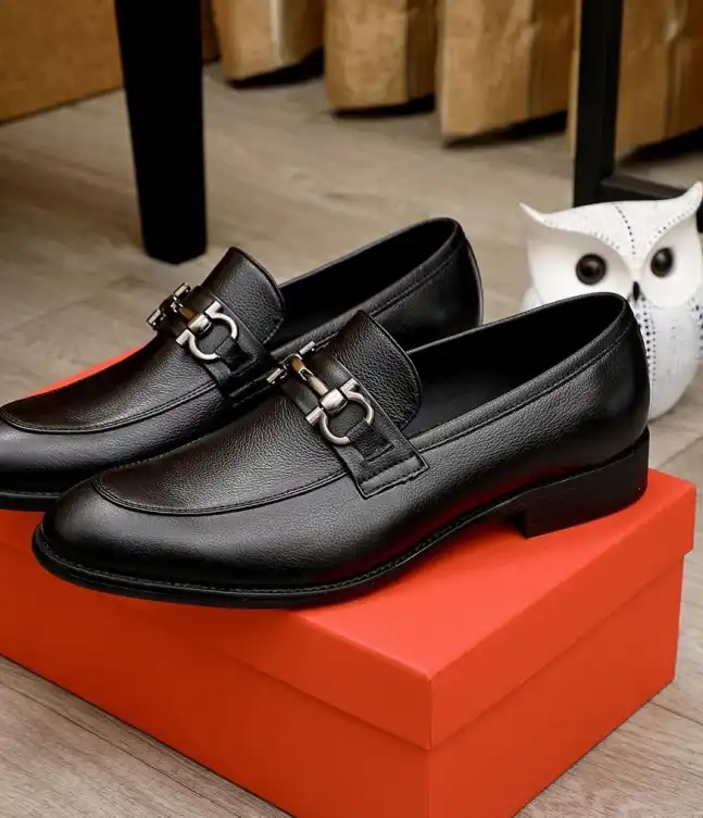 hype Ferragamo Leather Shoes