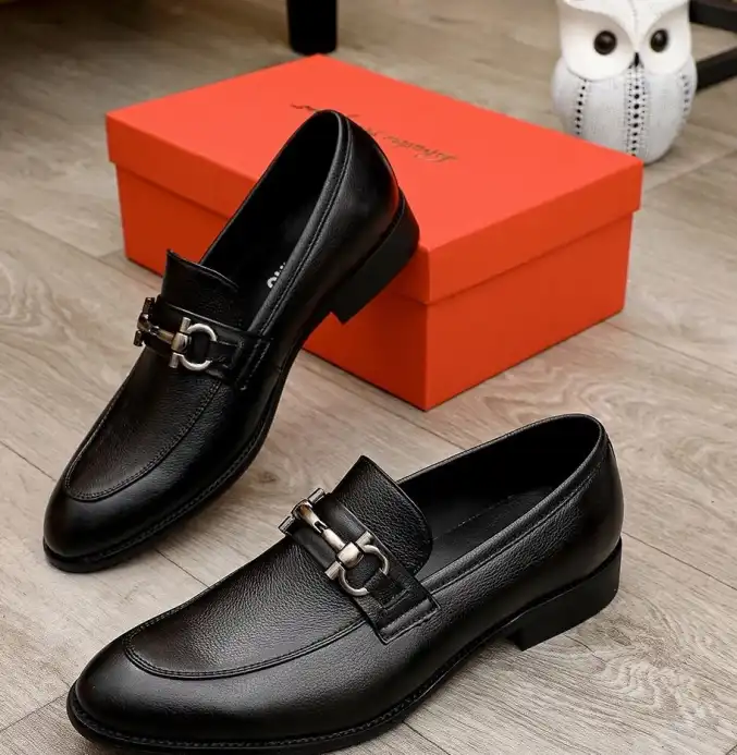 hype Ferragamo Leather Shoes