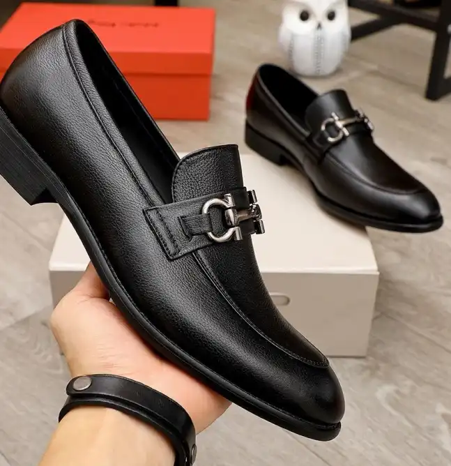 hype Ferragamo Leather Shoes