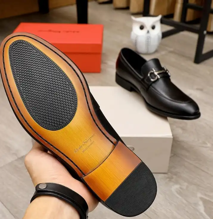 hype Ferragamo Leather Shoes