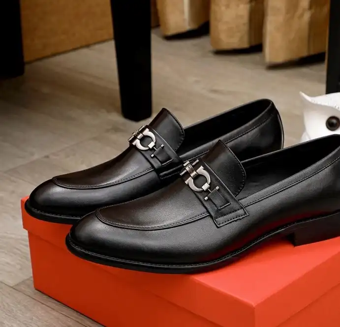 hype Ferragamo Leather Shoes