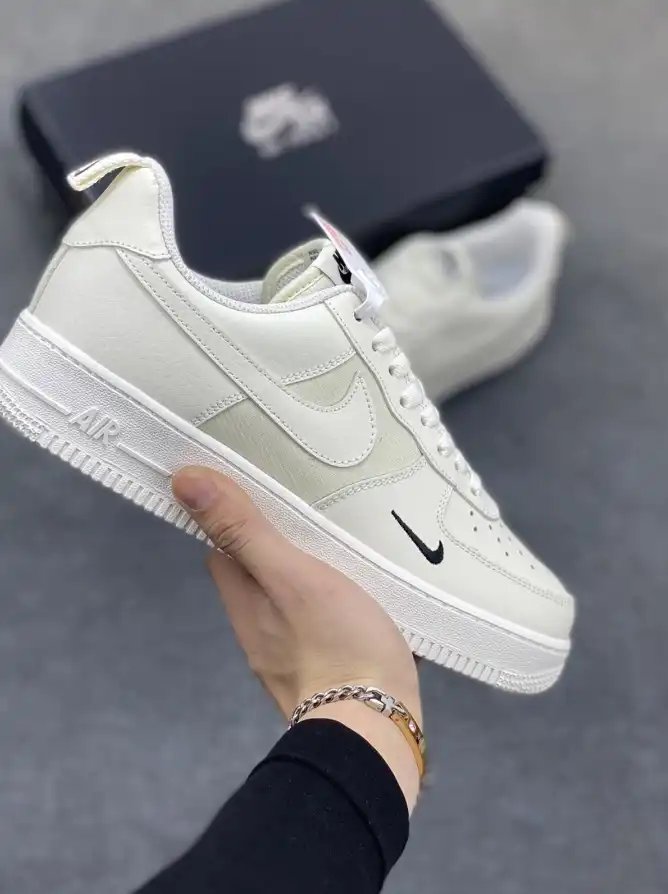 hype Nike Sneakers