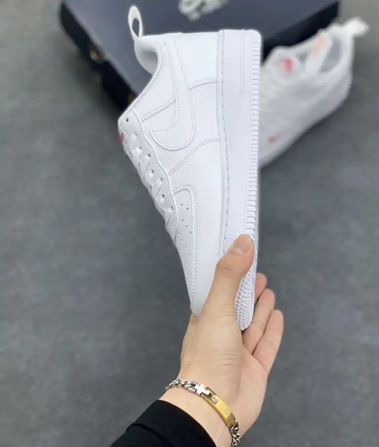 hype Nike Sneakers