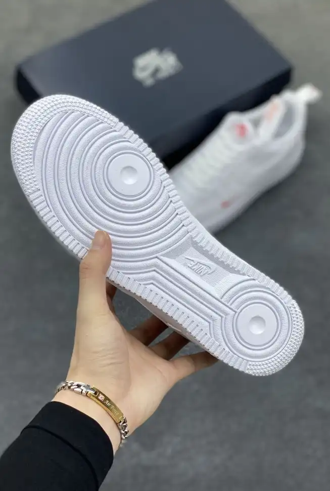 hype Nike Sneakers