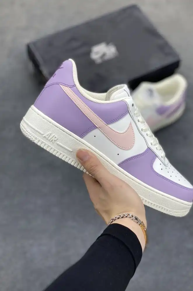 hype Nike Sneakers