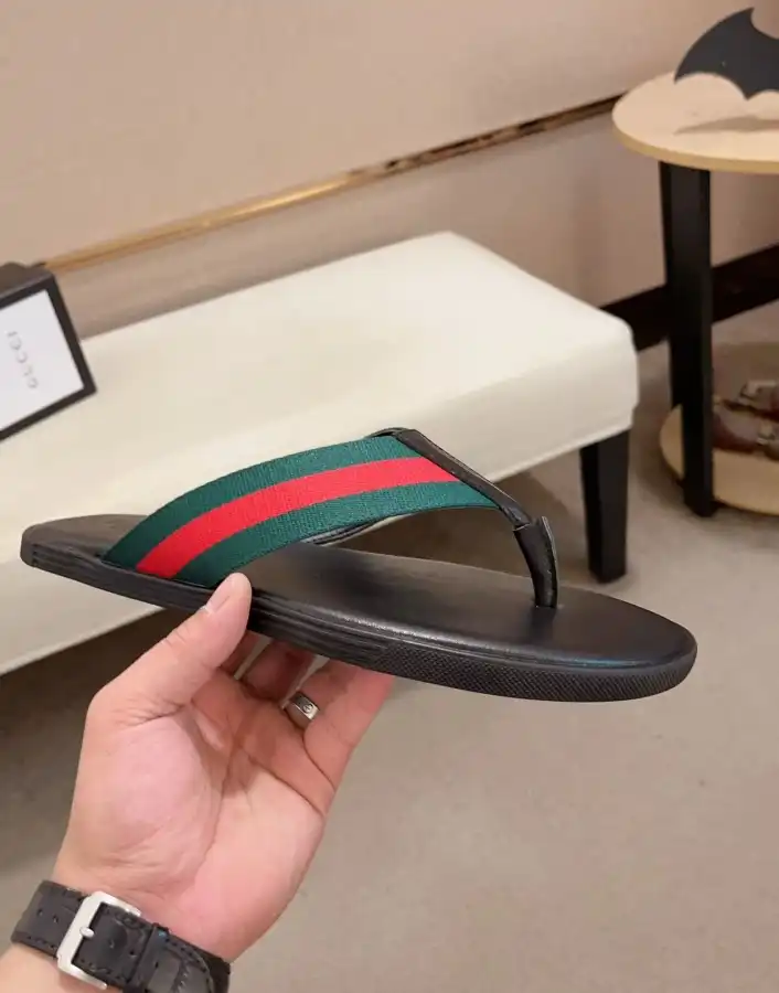 hype Gucci Slippers