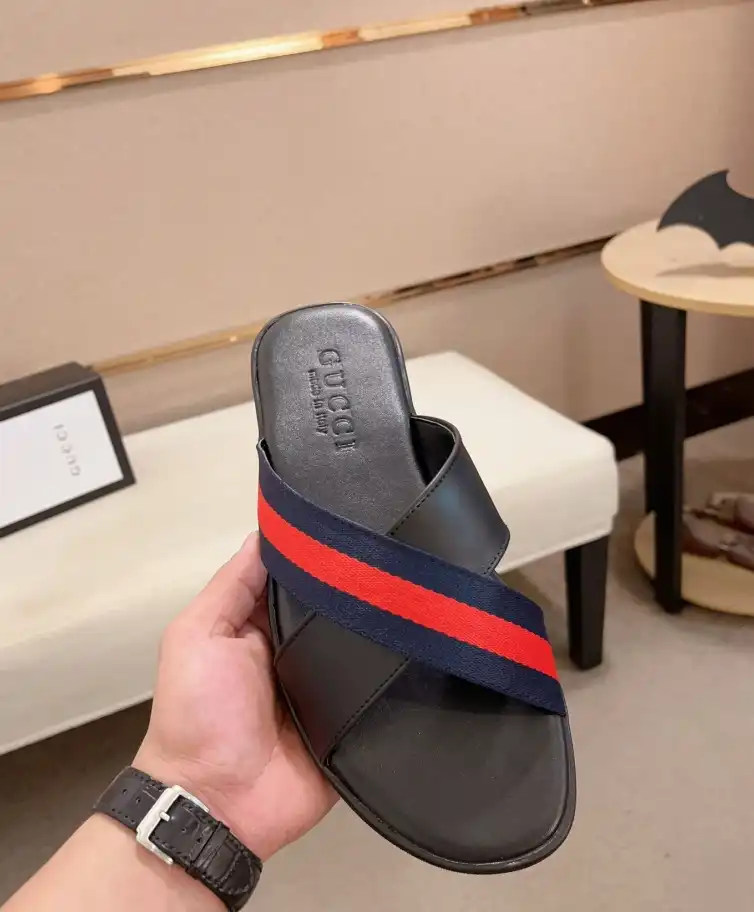 hype Gucci Slippers