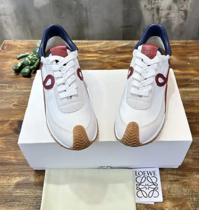 hype Loewe Sneakers