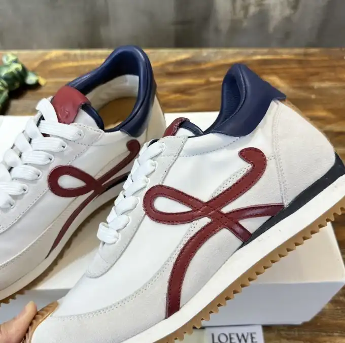 hype Loewe Sneakers