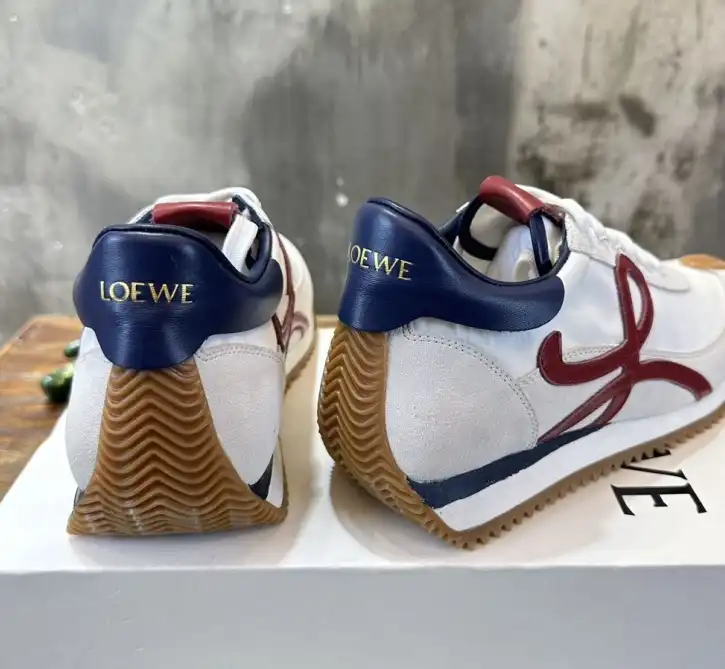 hype Loewe Sneakers