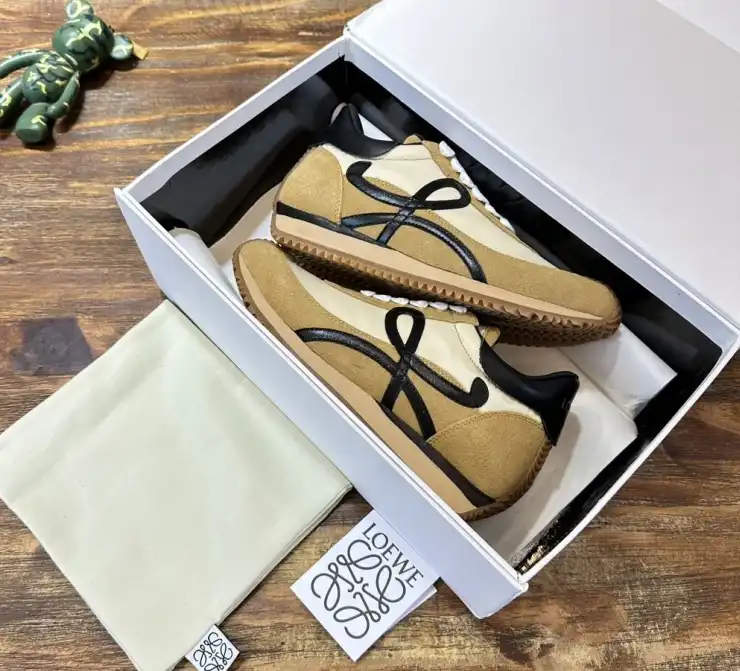 hype Loewe Sneakers